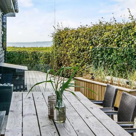Alluring Holiday Home In S Nder Stenderup With Terrace Prázdninový dům Sønder Stenderup