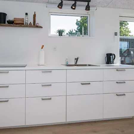 Alluring Holiday Home In S Nder Stenderup With Terrace Prázdninový dům Sønder Stenderup